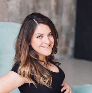 Meet your Posher, Dina